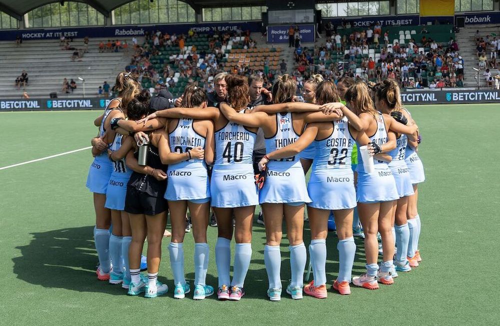 Las Leonas le ganaron a Corea del Sur por 4-0, en su debut en la XV Copa del Mundo España-Países Bajos, donde busca el tercer título de su rica historia. (Confederacion Argentina de Hockey).