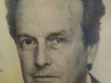 Amante del automovilismo, comenzó en la sección de Deportes y luego se lució en Información General.&nbsp;