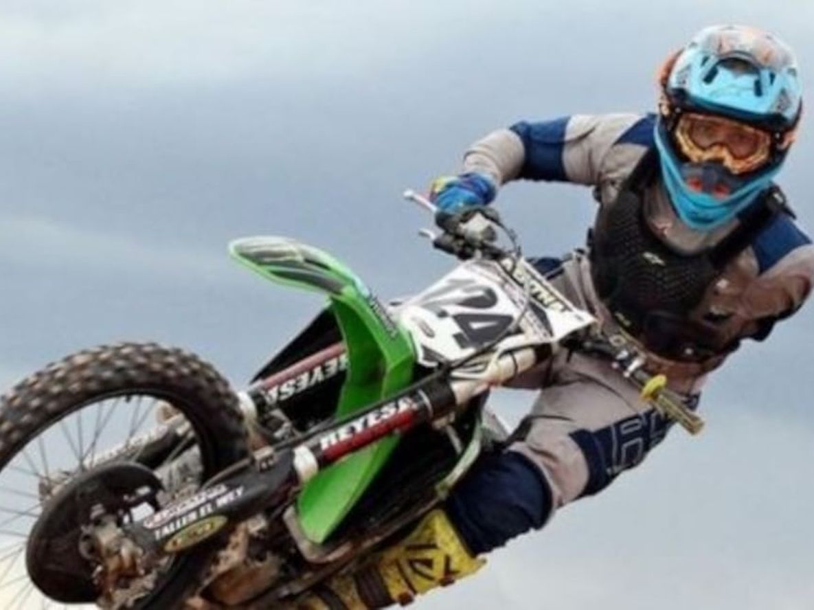 Conmoción en el motocross, el piloto sanjuanino “Wey” Zapata murió tras un accidente en plena competencia