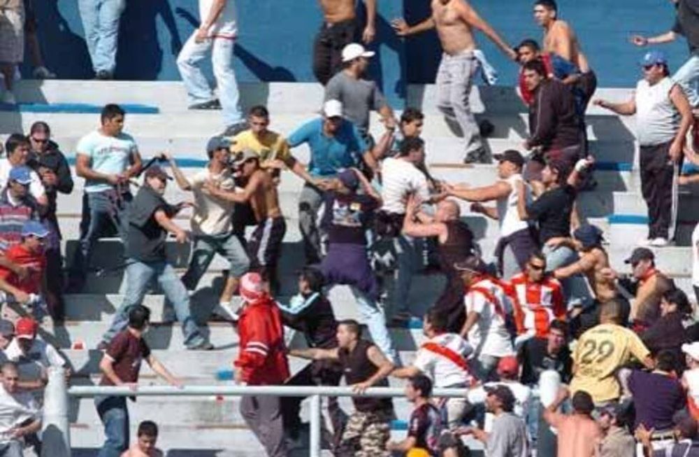 Frenan un proyecto para  penalizar a barrabravas