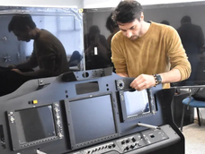 Gabriel Barresi construyó un simulador de vuelo solo en su habitación a las 16.&nbsp;