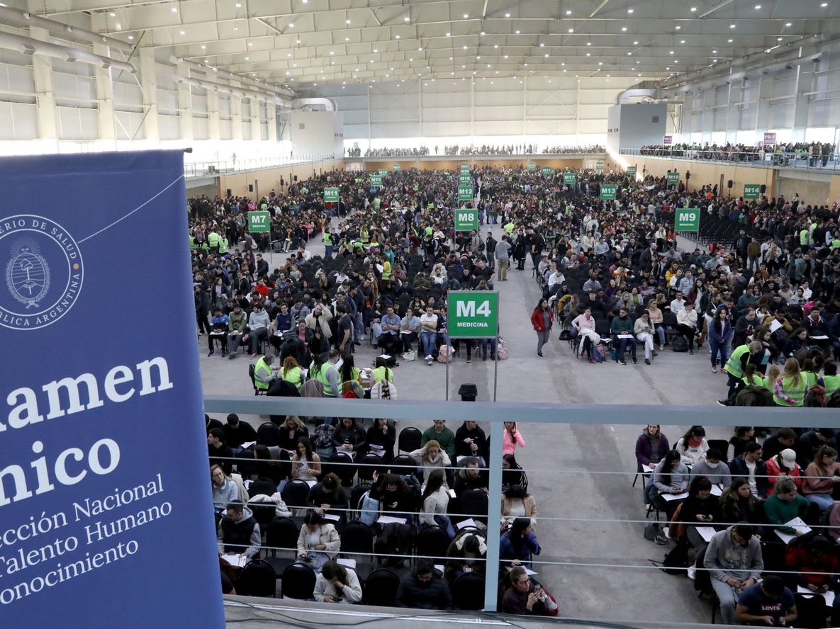 &nbsp;El Ministerio de Salud de la Nación publicó la lista preliminar de ingresantes al Sistema Nacional de Residencias del Equipo de Salud 2025