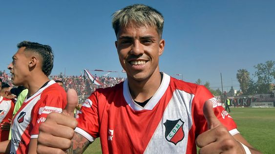 Lo van a extrañar. Santiago González llevó sus goles al fútbol peruano, donde actuará con la camiseta de Sporting Cristal. Foto: Orlando Pelichotti