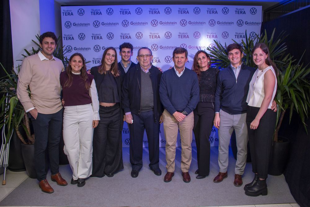 Josué Ignacio Varela, Julia Goldstein, Julia Fornies, Ignacio Coco Goldstein, Mario Goldstein, Gabriel Goldstein, Silvana Cicchitti, Mauricio Goldstein y Constanza González.
