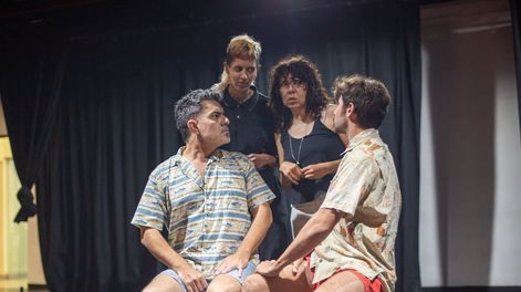 “Por fin la noche” va resonando en las tablas del teatro Quintanilla