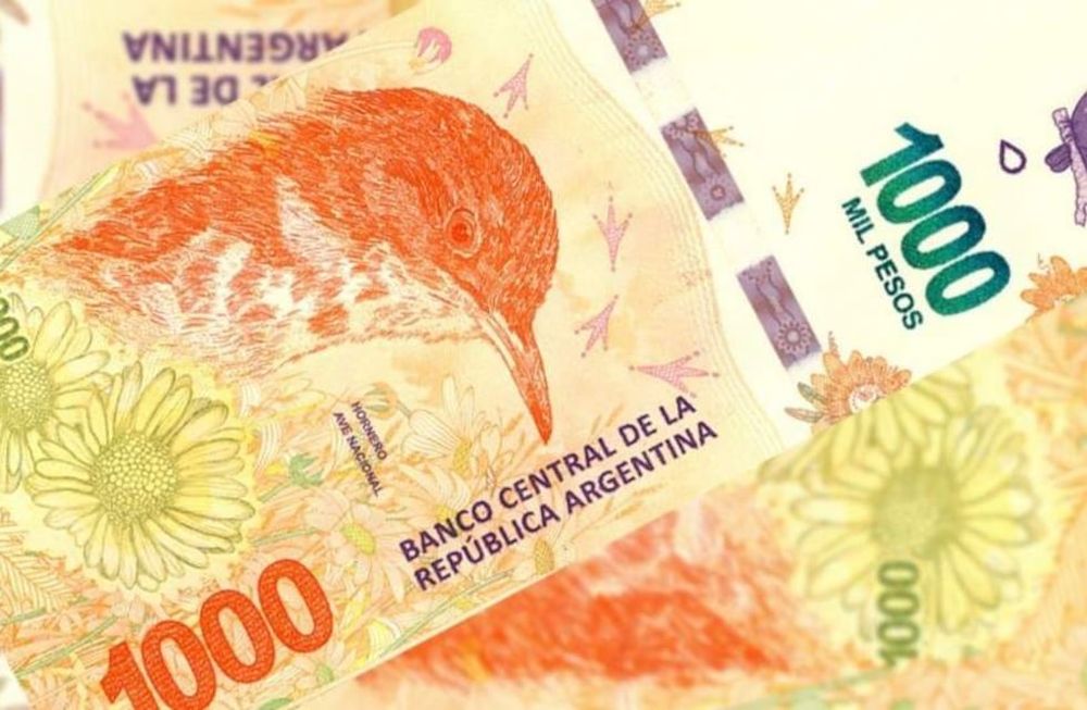 El Gobierno emite 85 mil ejemplares de $1.000 por hora. Cómo prevenir estafas.