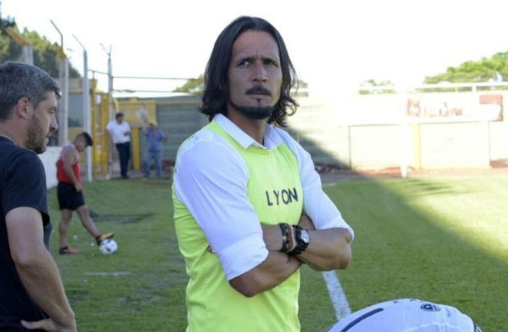 Martín Astudillo está a un paso de ser el nuevo técnico de Huracán Las Heras