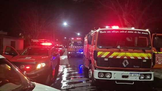 Un incendio destruyó una vivienda en Guaymallén: investigan las causas del siniestro.