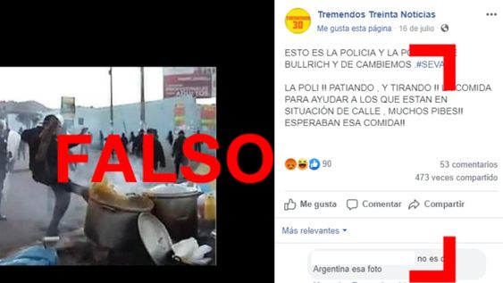 No, esta foto no es de un supuesto policía pateando una olla en la Argentina No, esta foto no es de un supuesto policía pateando una olla en la Argentina