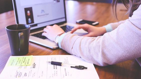 Se viene el Concurso Literario Mendoza para docentes de Lengua