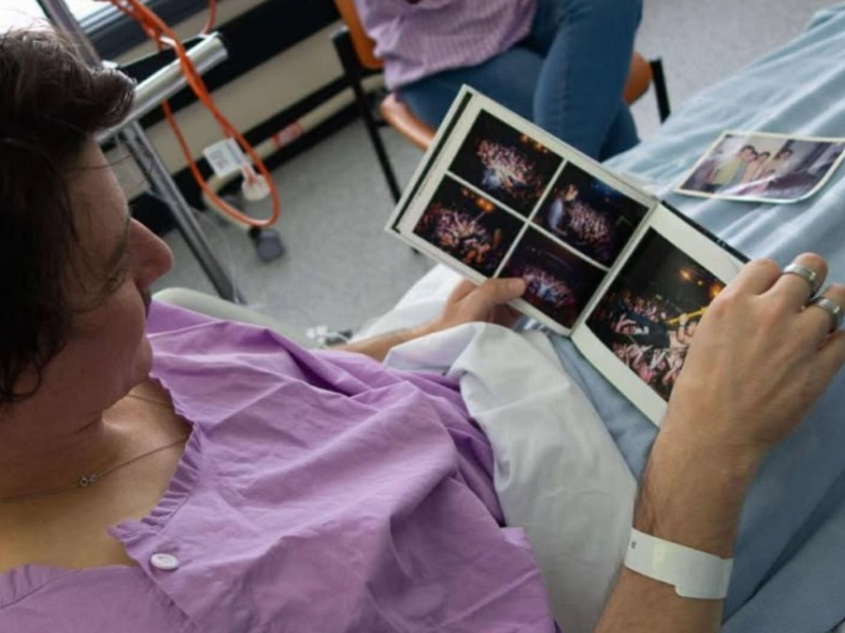 Un músico recibe un diagnóstico devastador de cáncer incurable a los 29 años