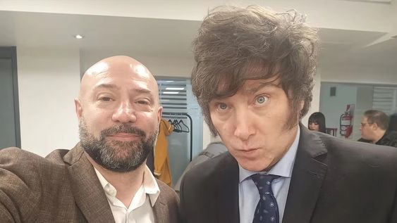 Milei y Diego Spagnuolo, exjefe del área de Discapacidad del Gobierno nacional y voz en los audios del escándalo por las presuntas coimas.