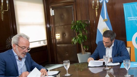 El secretario de Ambiente de Mendoza, Humberto Mingorance, y el ministro de Ambiente de la Nación, Juan Cabandié. Foto: Prensa Mendoza