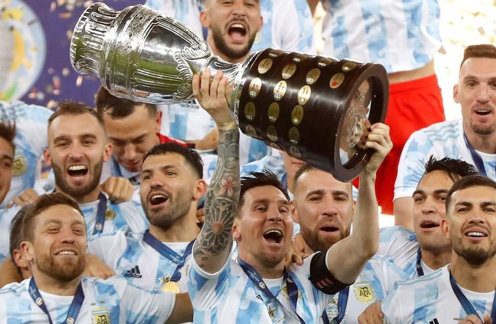 Messi levantó la Copa en el Maracaná y todos estallamos de felicidad. (AP)