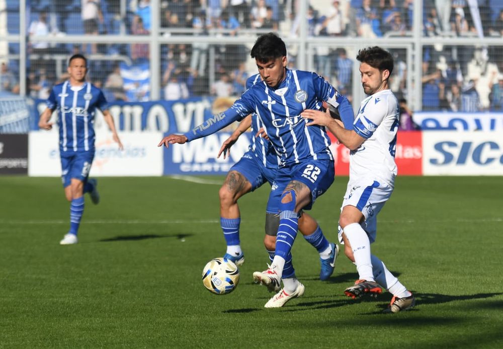 Por la 6ta. fecha de la zona B del Torneo Clausura, Godoy Cruz recibe a Vélez en el estadio Feliciano Gambarte.&nbsp;