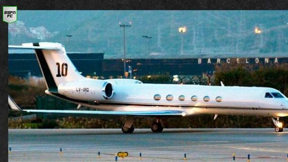 Leo Messi pondrá a disposición su avión Avión pequeño para los jugadores convocados a la Selección argentina que están en España: Nehuén Pérez, Marcos Acuña, Lucas Ocampos y Guido Rodríguez.