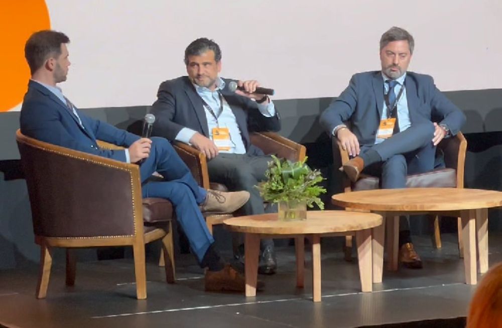 Los disertantes dialogaron sobre la importancia de la mejora de la macroeconomía para poder avanzar en estos proyectos y que continúen las inversiones en el sector minero - Gentileza