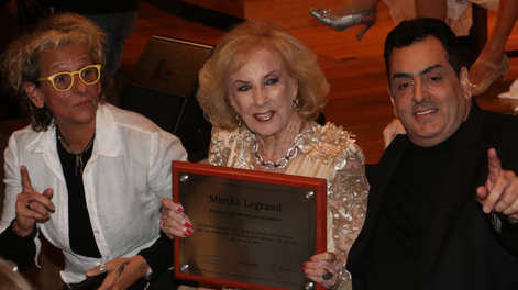 Mirtha Legrand fue reconocida como Personalidad Destacada de la Cultura.