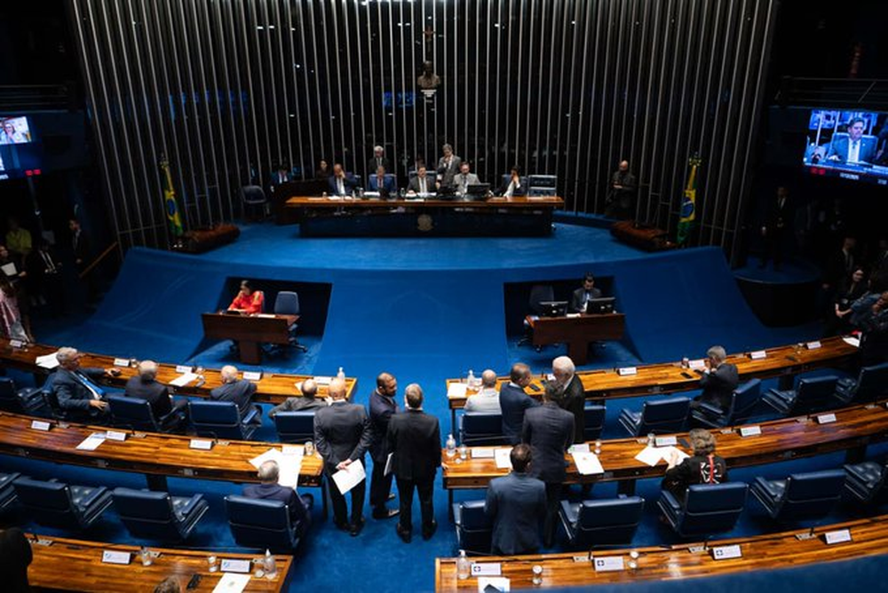 Lula podría vetar la ley que reduce condenas por el golpe en Brasil.