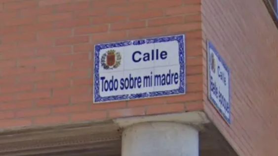 Calle Todo sobre mi madre - Maps