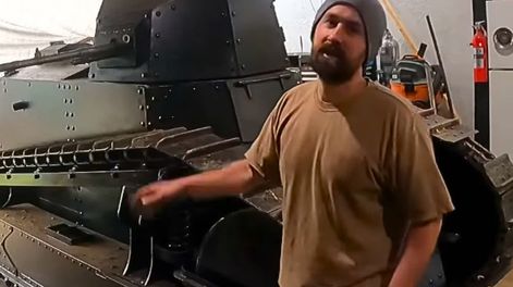 Los Andes | Kameron Swinney fabricó un Renault FT17,