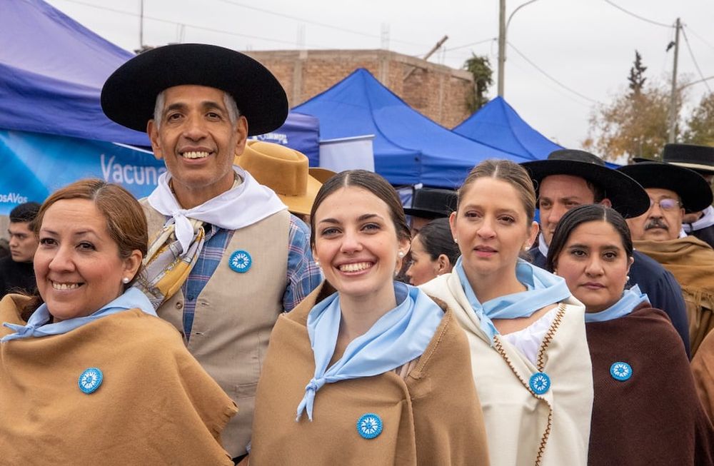 Maipú se viste de celeste y blanco por los festejos de la Patria