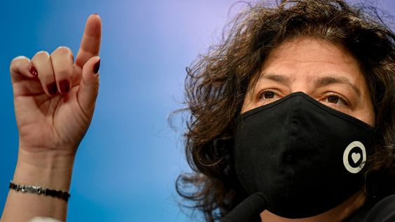La ministra de Salud, Carla Vizzotti, confirmó el fin de aislamiento para contactos estrechos vacunados contra el Covid-19 (Télam)