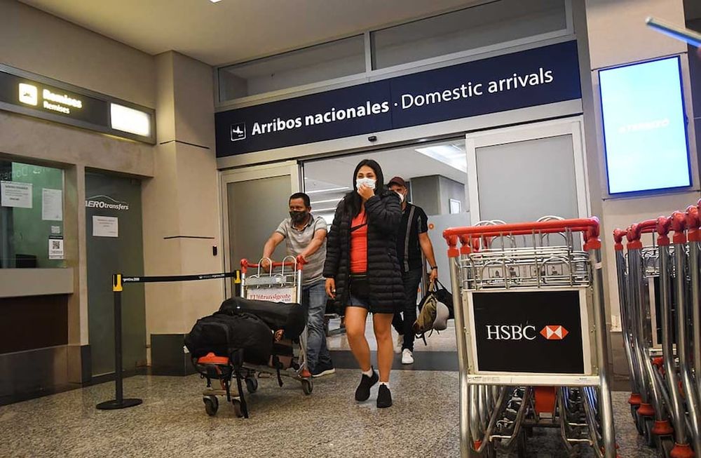 La titular de migraciones, Florencia Carignano, afirmó que casi se han eliminado los requisitos de ingreso al país. / Foto: José Gutiérrez