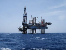 YPF y la italiana ENI firmaron un acuerdo para la exploración conjunta de yacimientos de petróleo y gas en la costa de Uruguay