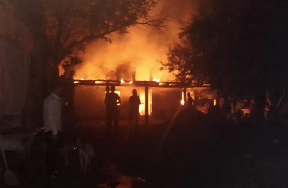 Perdieron su casa en un incendio mientras festejaban el cumpleaños de 15 de su hija - Gentileza familia Martínez