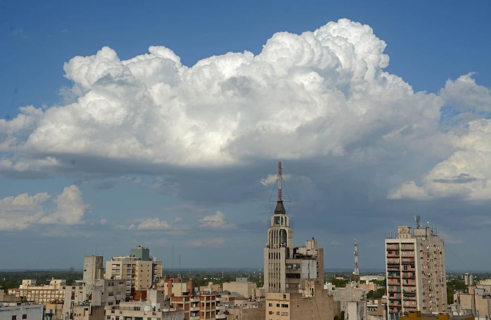 Con máximas por debajo de los 30° y parcialmente nublado, así estará el tiempo mañana.