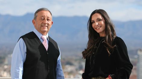 Celso Jaque y Laura Rez Masud En La Cima de Los Andes.