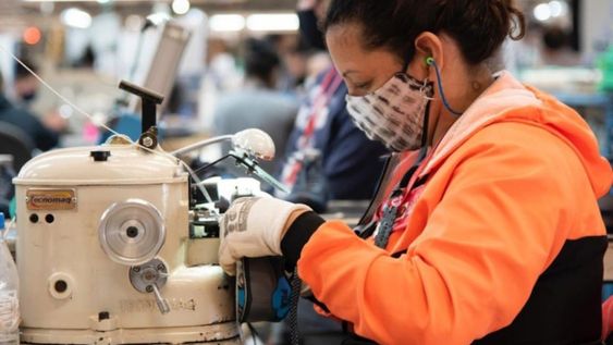 El Grupo Dass despidió a 100 empleados de su planta Eldorado, en Misiones.
