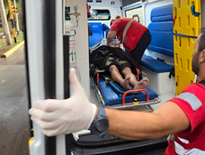 Un vigilador privado salvó a un hombre de morir ahogado en un canal durante la tormenta en Mendoza Un vigilador privado salvó a un hombre de morir ahogado en un canal durante la tormenta en Mendoza