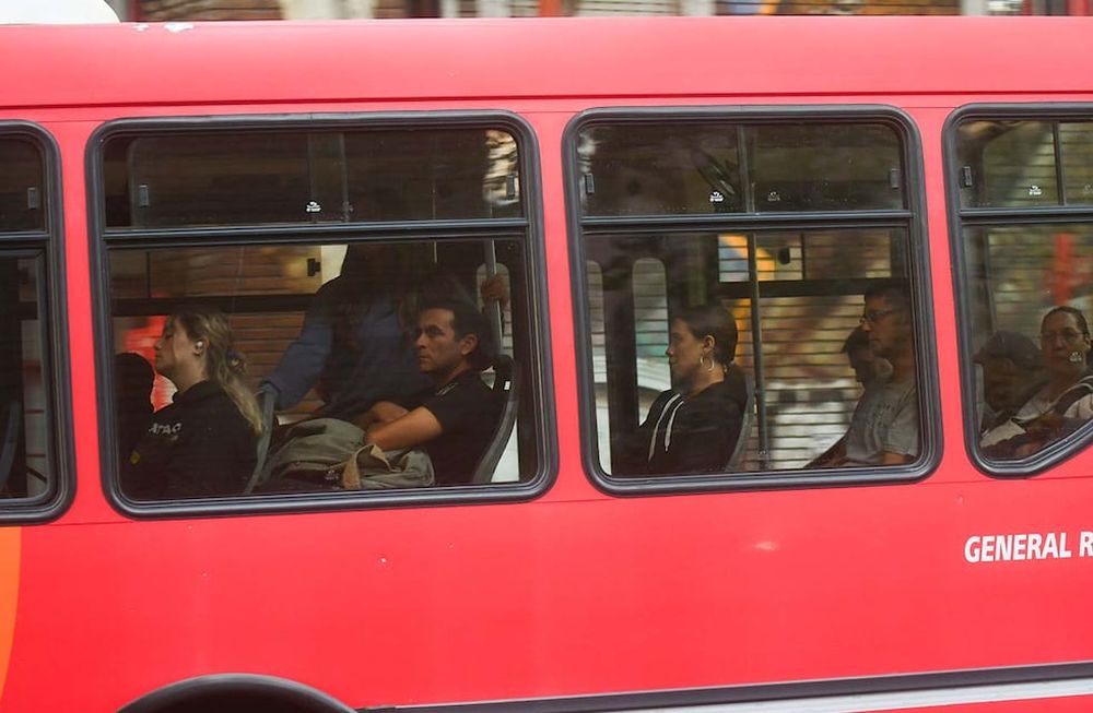 Iba en el colectivo y lo detuvieron por llevar un armaFoto: José Gutierrez / Los Andes