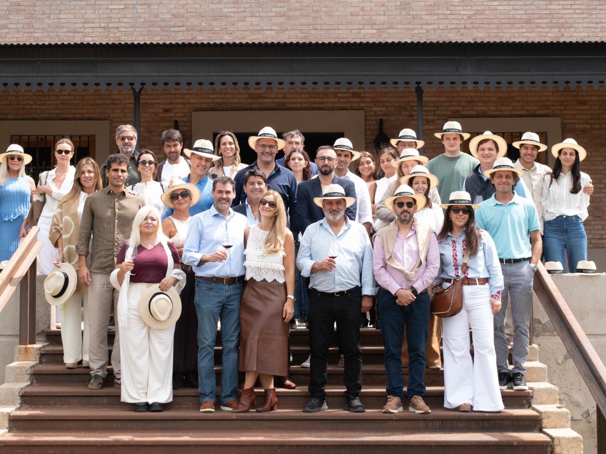 Empresarios de Mendoza y San Juan compartieron un encuentro en la finca y bodega La Florita.