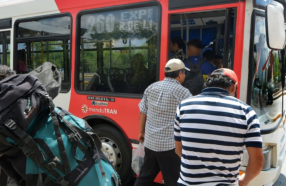 El pasaje del transporte público de pasajeros, de corta distancia aumentó desde hoy 15 de enero y tiene el valor de $70 la tarifa plana. La suba es de $10 con respecto al valor anterior ($60) y ya había sido anticipado por el Poder Ejecutivo el año pasadoFoto:Orlando Pelichotti
