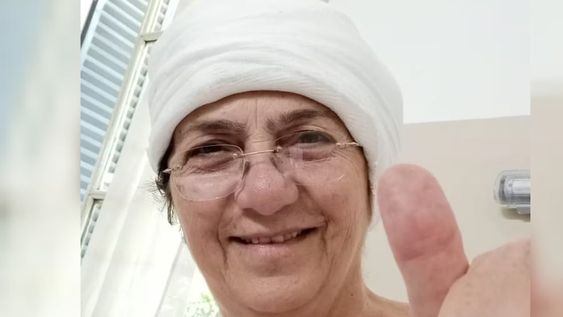Belinda Bruno, de 62 años, ruega a la población por la aparición de un dispositivo que la ayuda a controlar el avance y los síntomas del Parkinson. Foto: Gentileza Belinda Bruno