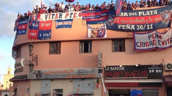 Con un banderazo Cuervo, Marruecos se tiñó de azulgrana