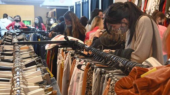 Con 190 comercios nuevos, y más movimiento de gente, en Capital tienen buenas expectativas de crecimiento para el sector. Foto: José Gutiérrez / Los Andes