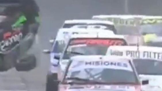 Turismo Pista: impactante accidente en Buenos Aires