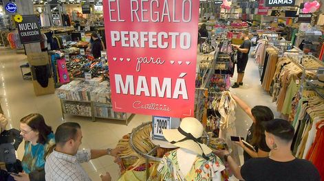 Ventas por el día de la madre/ Foto. Orlando Pelichotti