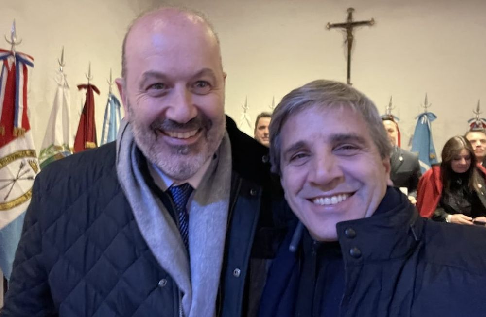Caputo y Sturzenegger dejaron en claro que no hay ninguna diferencia entre ellos.