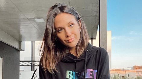 Barbie Vélez va a ser mamá y Nazarena Vélez va a ser abuela.