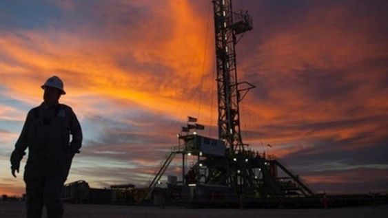 Reducción de flota estatal: el Gobierno venderá dos aviones de YPF que “solo usaba la política”