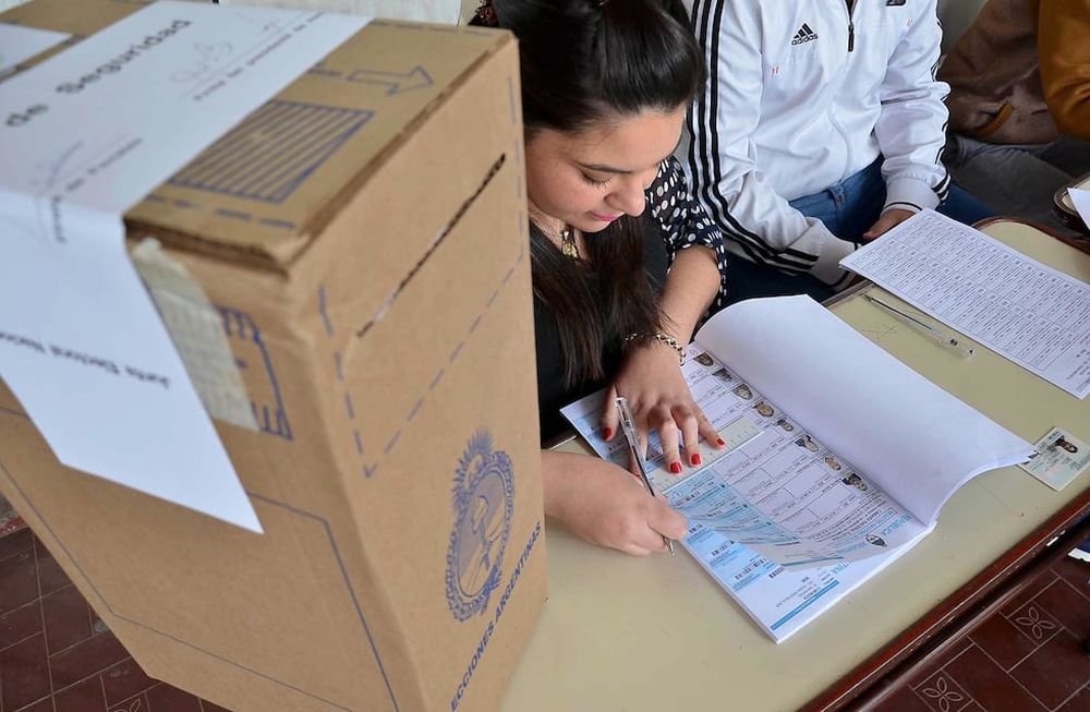 También anticiparon que se evalúa establecer una franja horaria específica para la votación de personas mayores. - Imagen ilustrativa / Los Andes