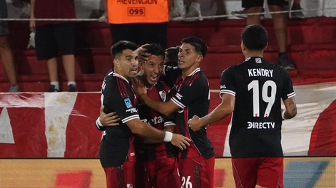 Sebastián Driussi, autor del primer gol de la era Coudet en River. Golazo.&nbsp;