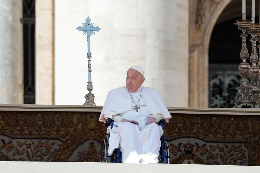 El pontífice, de 88 años, se encontraba convaleciente y asilado en su residencia vaticana desde el 23 de marzo, cuando salió del hospital Gemelli de Roma después de 38 días ingresado por una neumonía bilateral y otros problemas respiratorios.