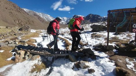 Los Andes | Mendoza 2 de  Mayo de 2019 Campamento Veguitas Las Veguitas se encuentra a 3215 msnm en Vallecitos es un lugar dominado por arroyos y vertientes mayormente utilizado para hacer trekking y aclimatizacion para ascender a los cerros mas altos del Cordon del