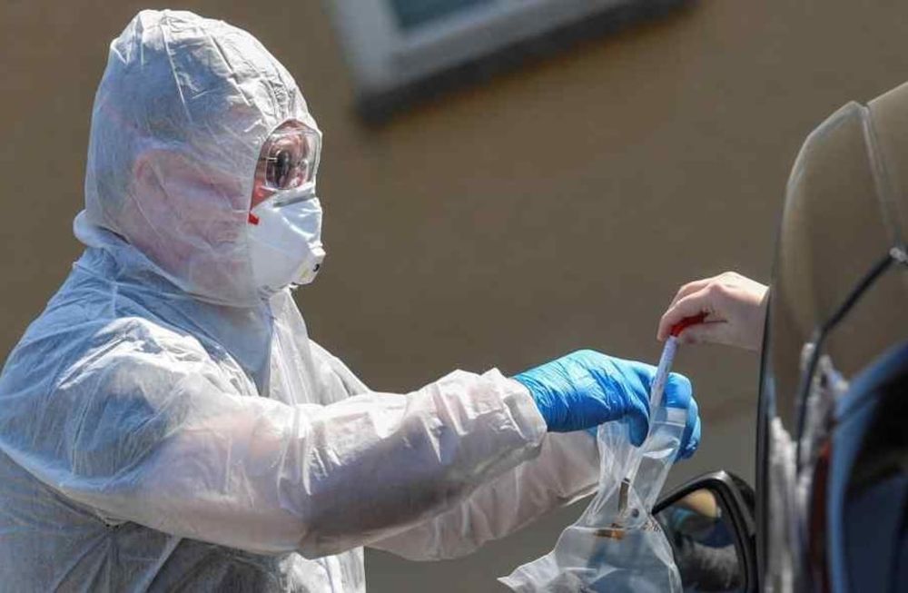 Según el Ministerio de Salud de la Nación, en el país se han registrado 2.694.014 casos y 59.228 fallecidos desde el inicio de la pandemia. Foto: AP